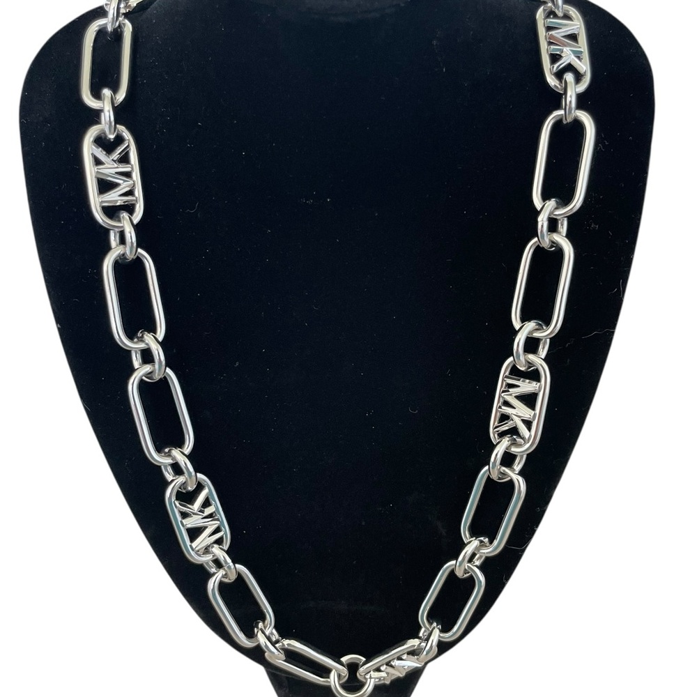 MICHAEL KORS Platinum-Plated Brass Chain Link Metallic Muse Necklace w Dust Bag